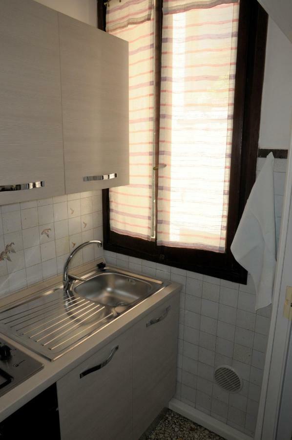 Casa Sabotino Apartment เวนิส ภายนอก รูปภาพ