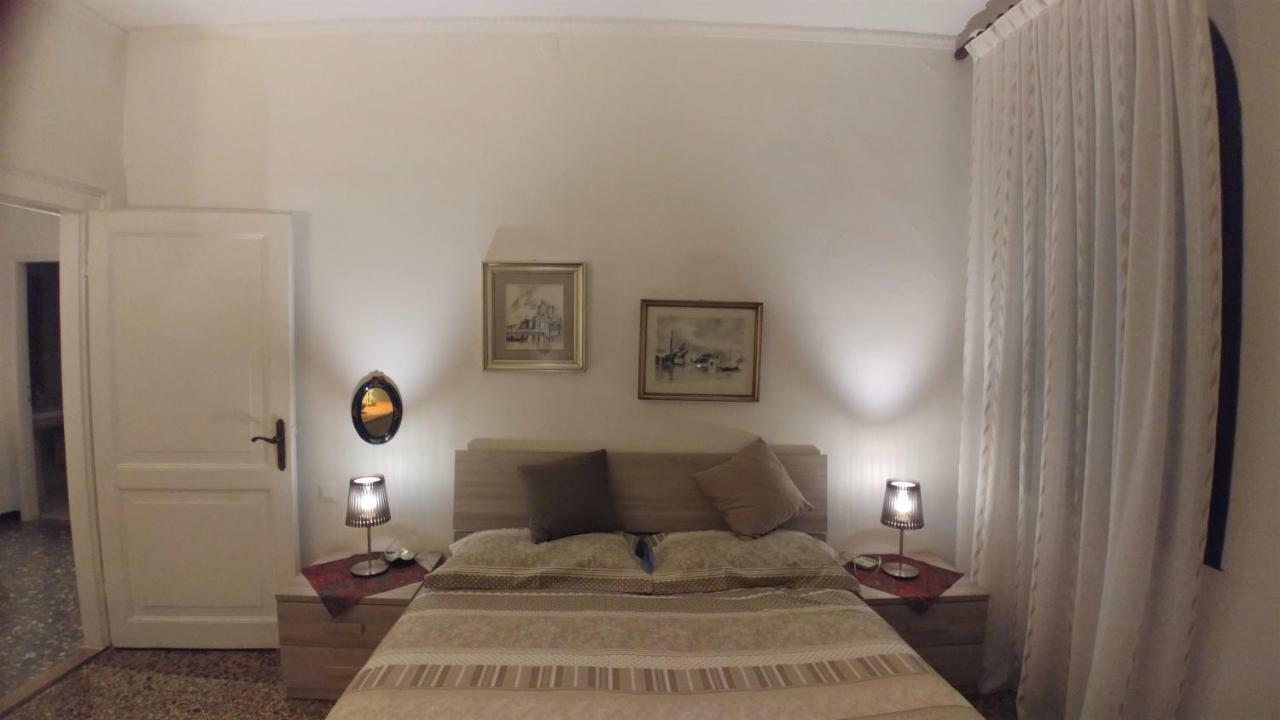 Casa Sabotino Apartment เวนิส ภายนอก รูปภาพ